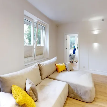 Cool Saxon Garden Metro Arsenal Mirowska Hall Appartement Varsovie