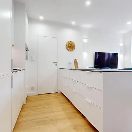 Appartement Cool Saxon Garden Metro Arsenal Mirowska Hall *